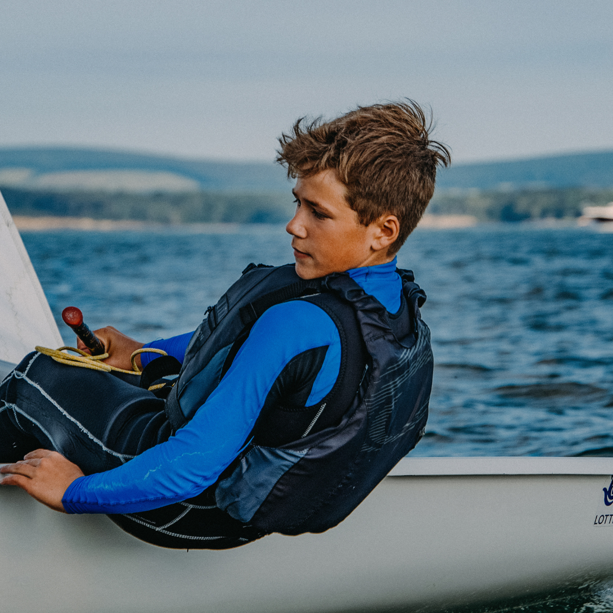 Typhoon Amrok 50N Buoyancy Aid