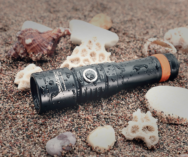 OrcaTorch D710 Dive Torch