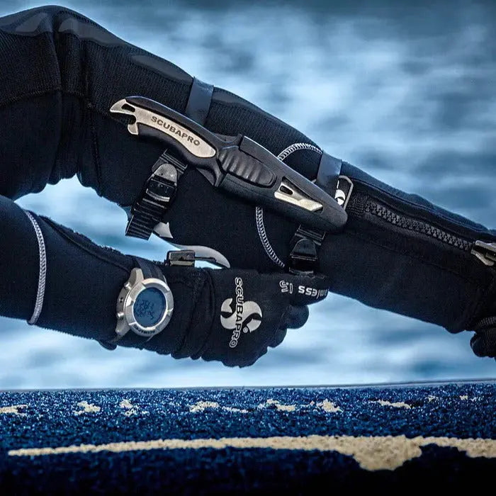 scubapro dive knife mounted on wrist 